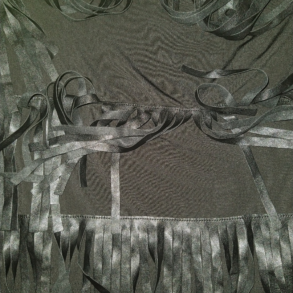 Divided Skirt - Picture 3 of 4